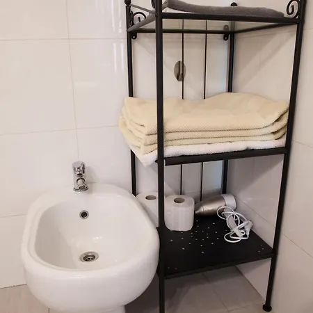 公寓 Spacious 2 Bedroom With Terrace *