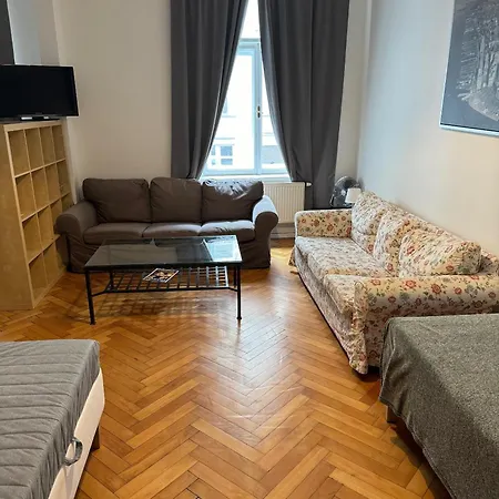 公寓 Spacious 2 Bedroom With Terrace 布拉格