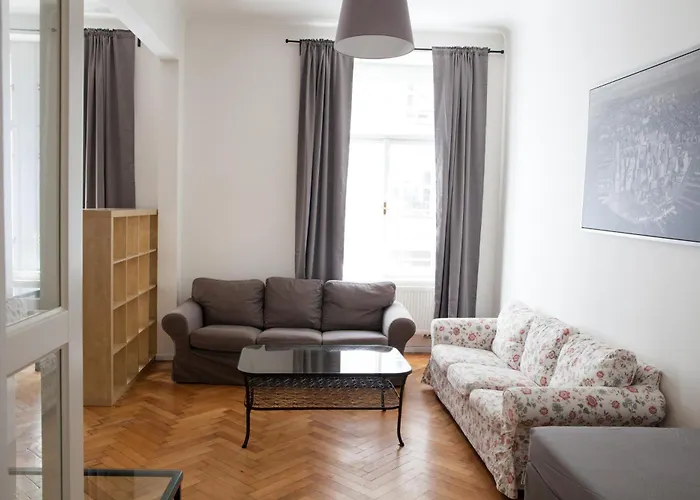 Apartmán 2 Bed Flat - Sleeps 9 - Pets - Smoking On Terrace Praha